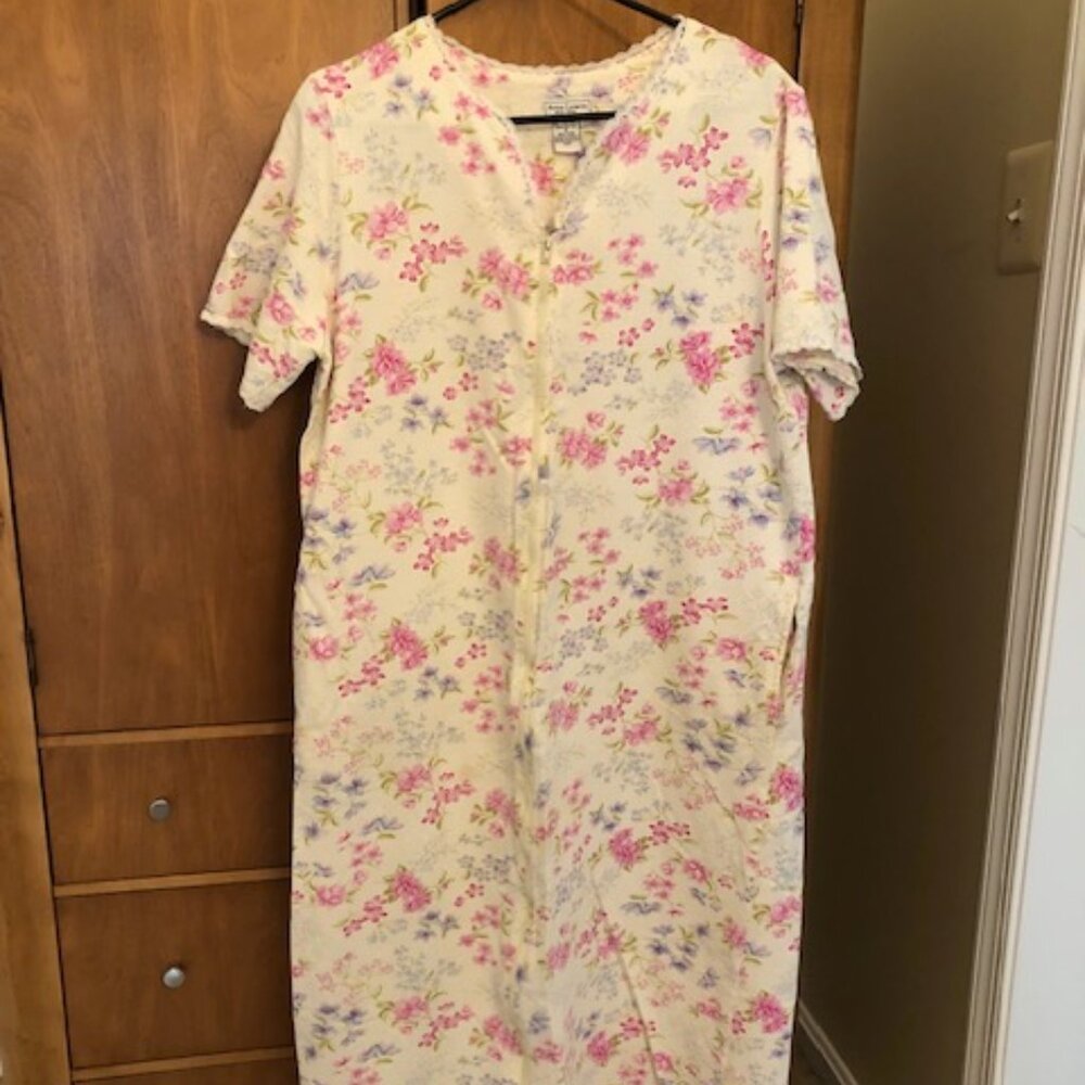 Anne Lewin Cotton Zip Up Short Sleeve Long Robe/Nightgown Size M